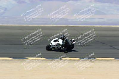 media/Mar-12-2022-SoCal Trackdays (Sat) [[152081554b]]/Bowl Set 2 (1025am)/